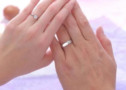 结婚戒指戴哪个手指,结婚戒指戴哪个手指？