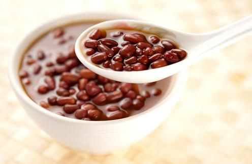 丰富膳食纤维的红豆：润肠通便、降血压预防结石