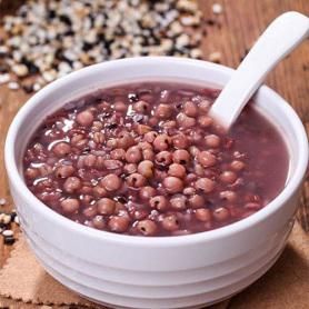 喝红豆薏仁水引发身上疙瘩？快速改善的小窍门！
