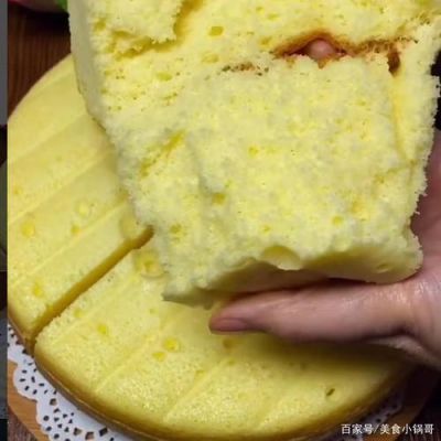 【香甜滑嫩】电饭煲DIY蛋糕：用电饭煲轻松制作