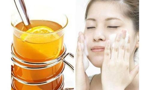 温水蜂蜜洗脸法：长期使用让肌肤红润细腻